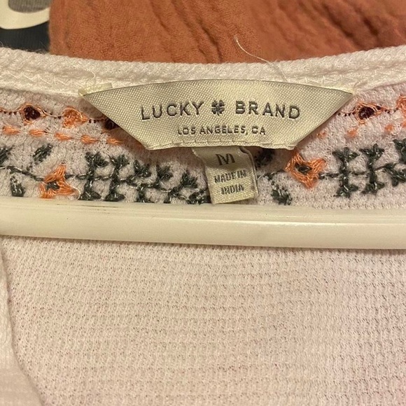 Lucky brand long sleeve with embroidery 🧡 - Picture 4 of 4